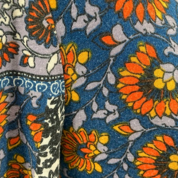 Roommates Boho Flowy Mixed Floral Print Lace Ruffle Bell Sleeve Tops - Picture 7 of 16